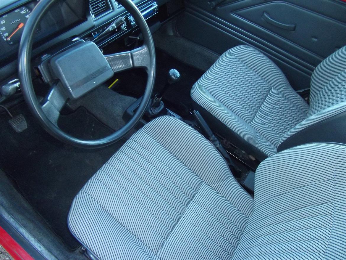 Toyota Starlet EP70 - Det fine interiør. billede 2
