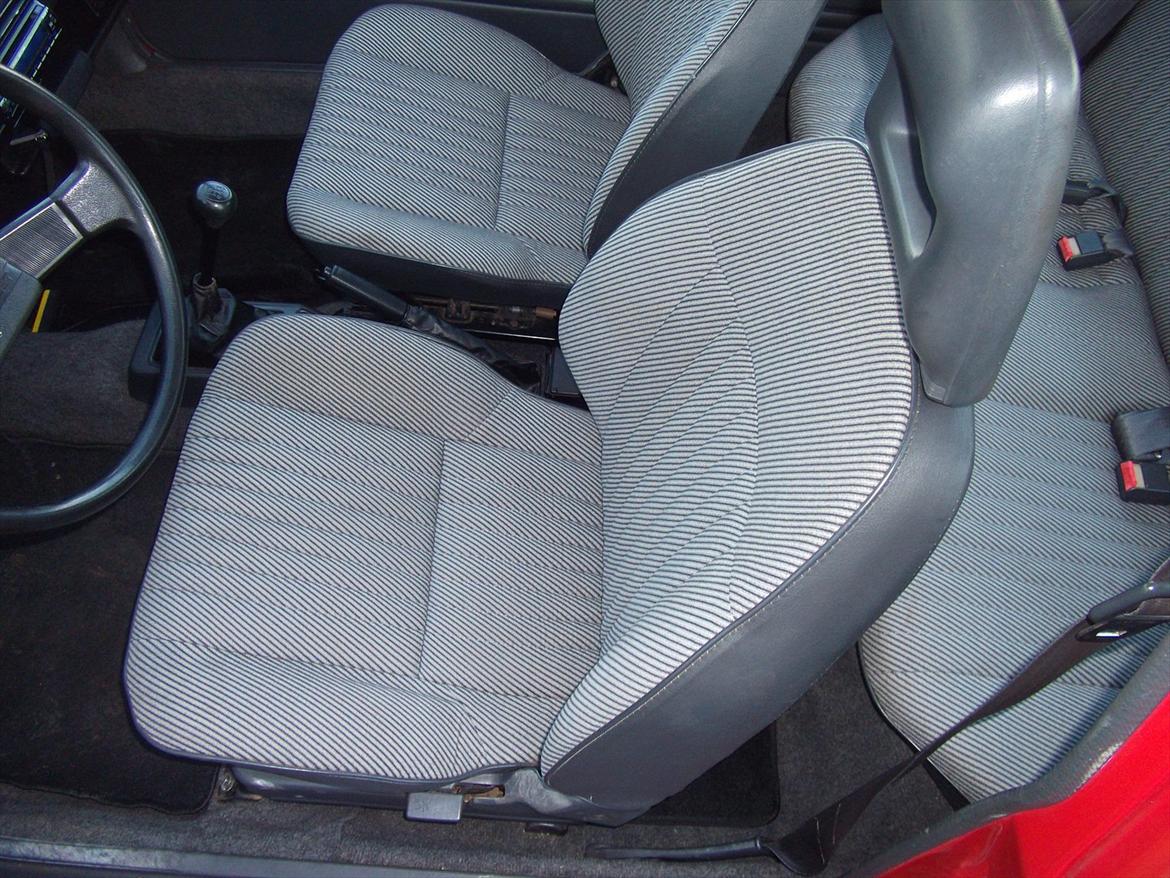 Toyota Starlet EP70 - Driver's seat. billede 12