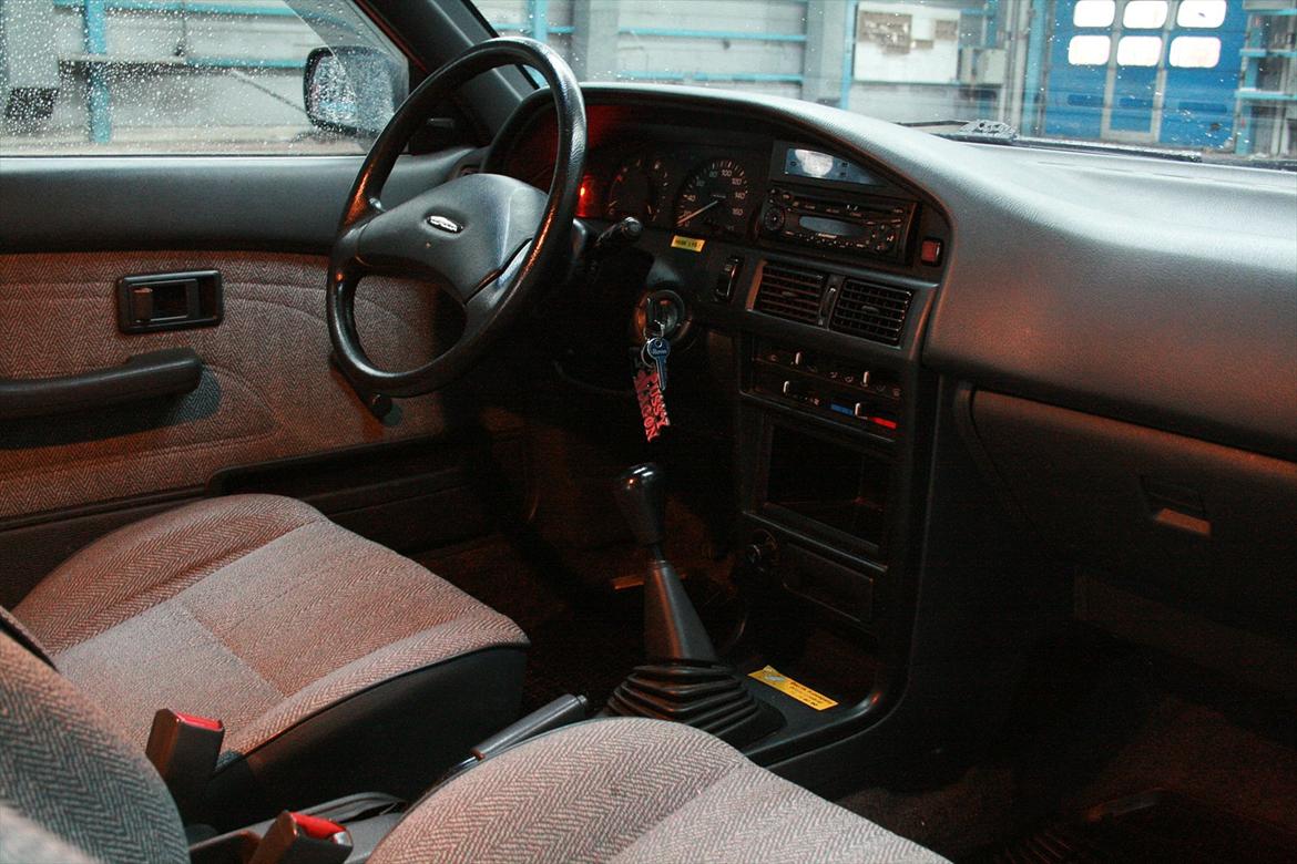 Toyota Corolla 1,3 12V XLI  billede 4