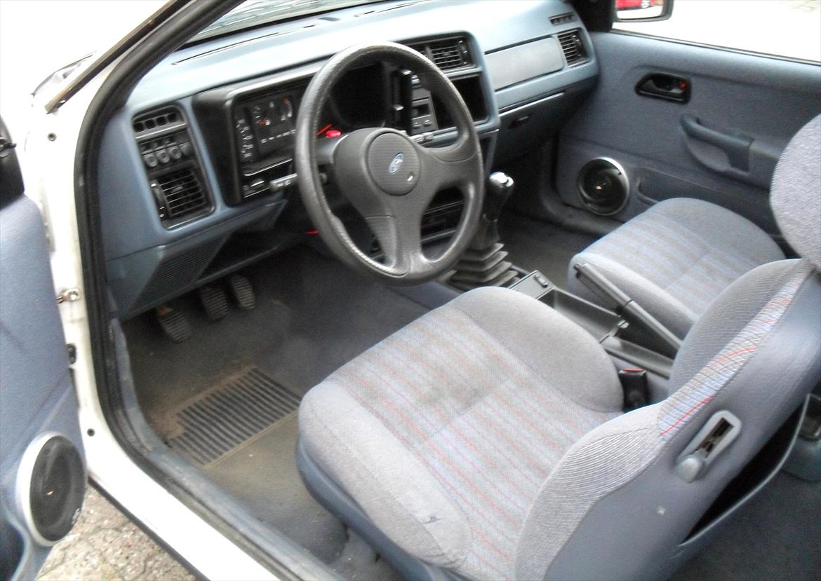 Ford Sierra <solgt> billede 6