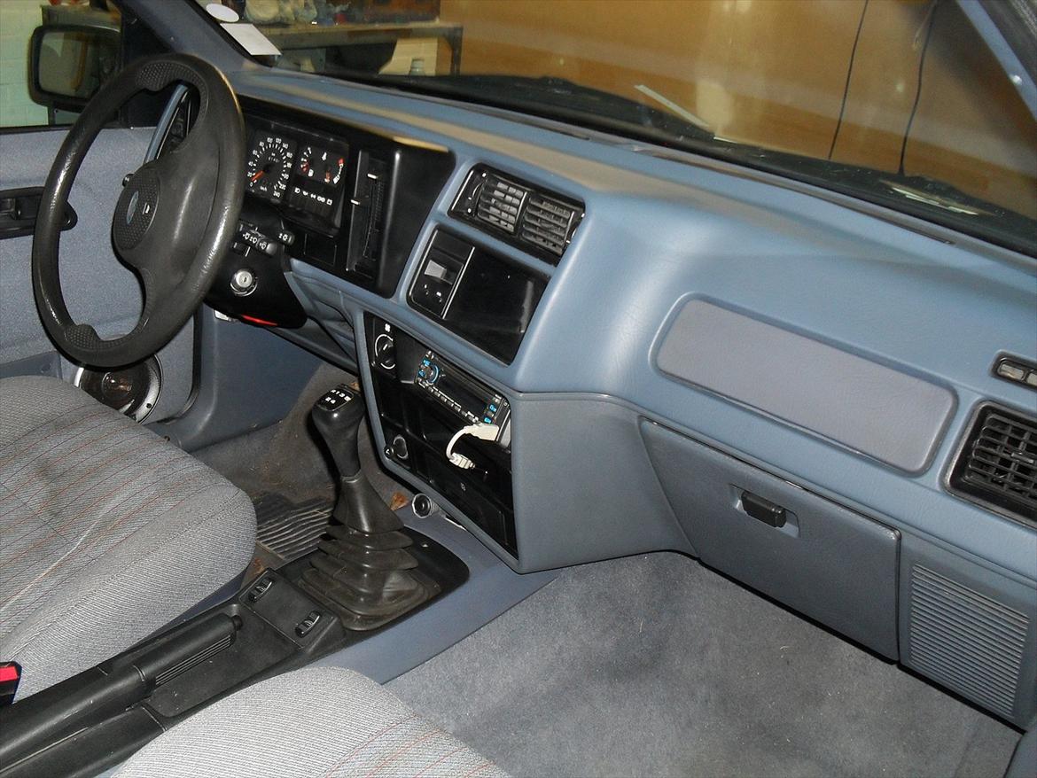 Ford Sierra <solgt> billede 7