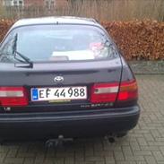 Toyota carina e