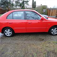 Hyundai accent gls. aut.