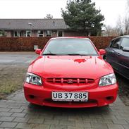 Hyundai accent gls. aut.