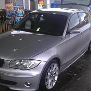 BMW 118D e87
