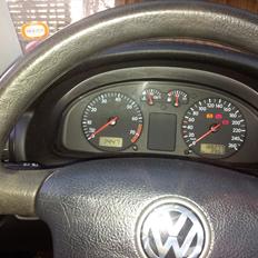 VW Passat Limousine [SOLGT]