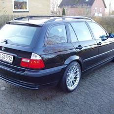 BMW E46 320d Touring >SOLGT<