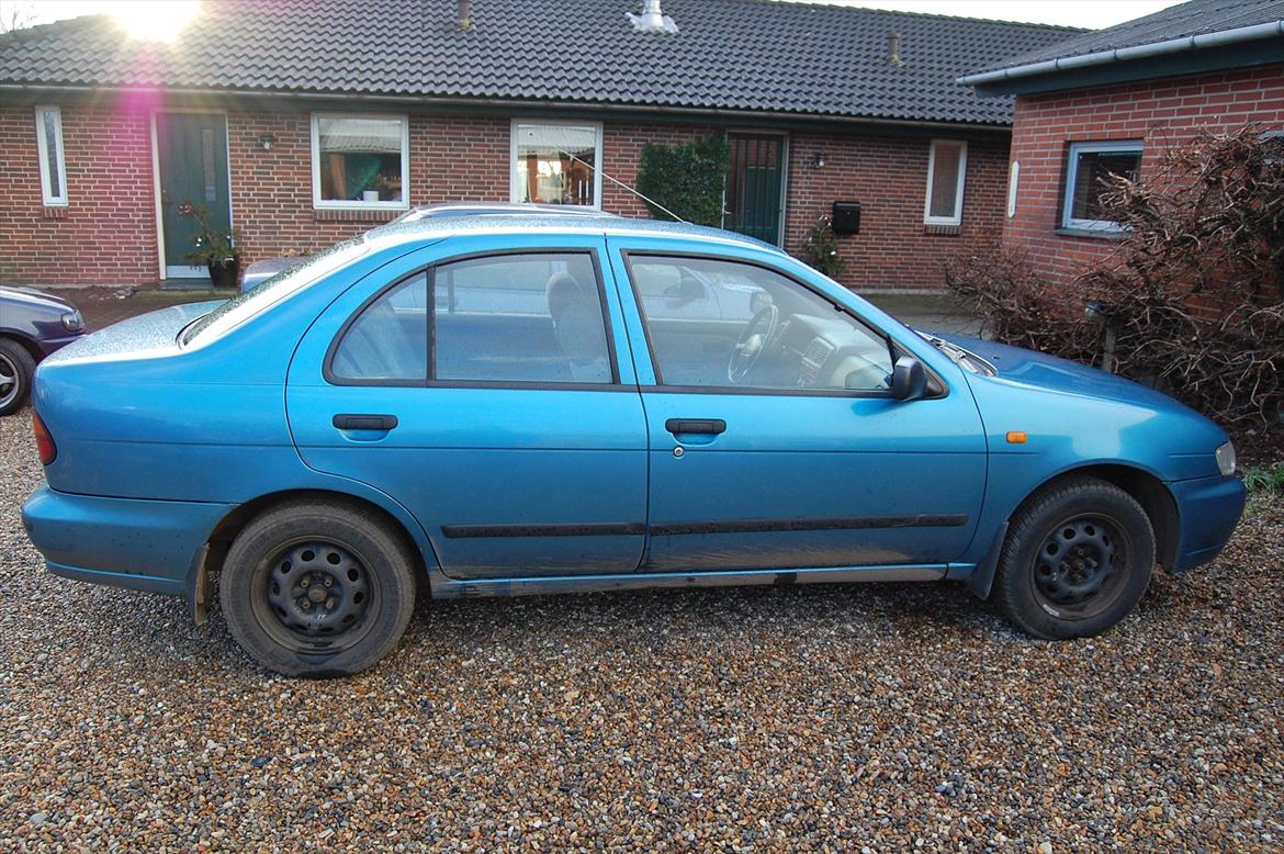 Datsun Almera 1,4I GX Sedan billede 8