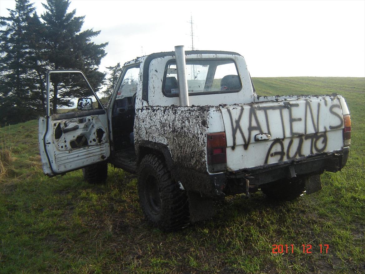 Nissan Patrol U160 3.3 TD Pick Up billede 2