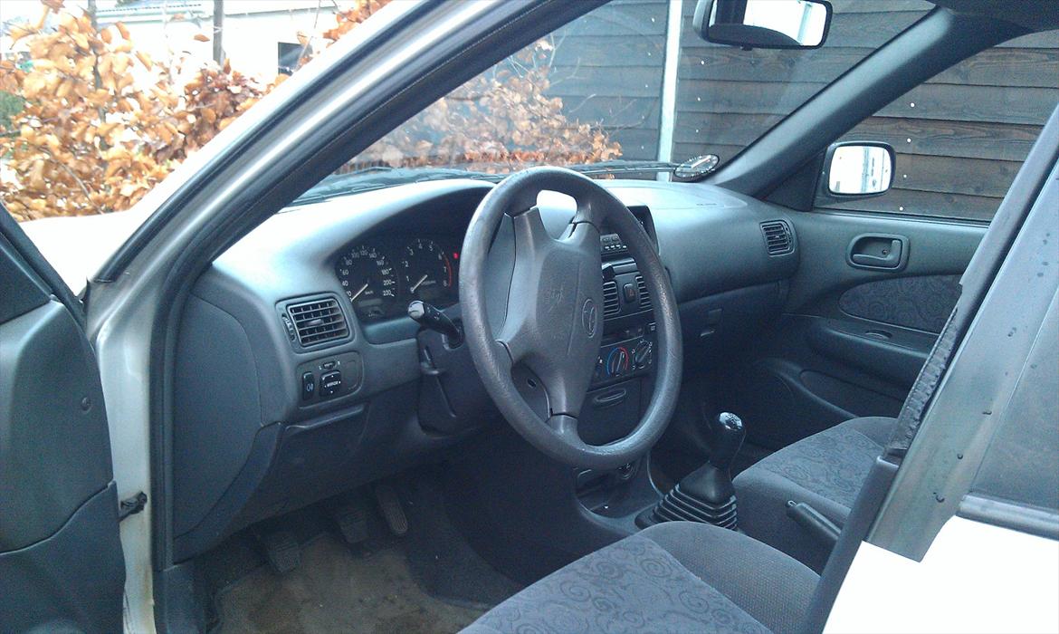 Toyota Corolla (Solgt) billede 9