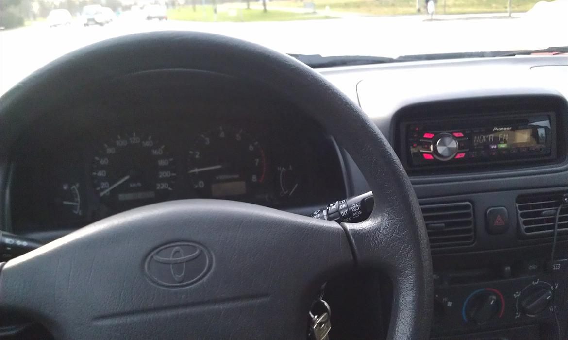 Toyota Corolla (Solgt) billede 8