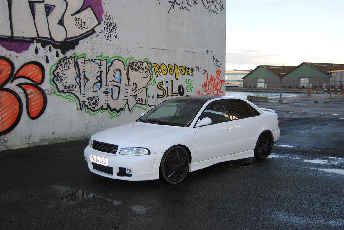 Audi  A4 20 VT billede 3