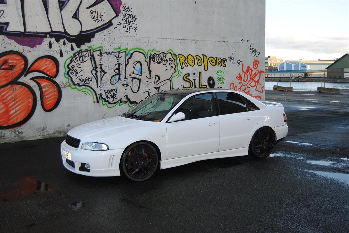 Audi  A4 20 VT billede 4