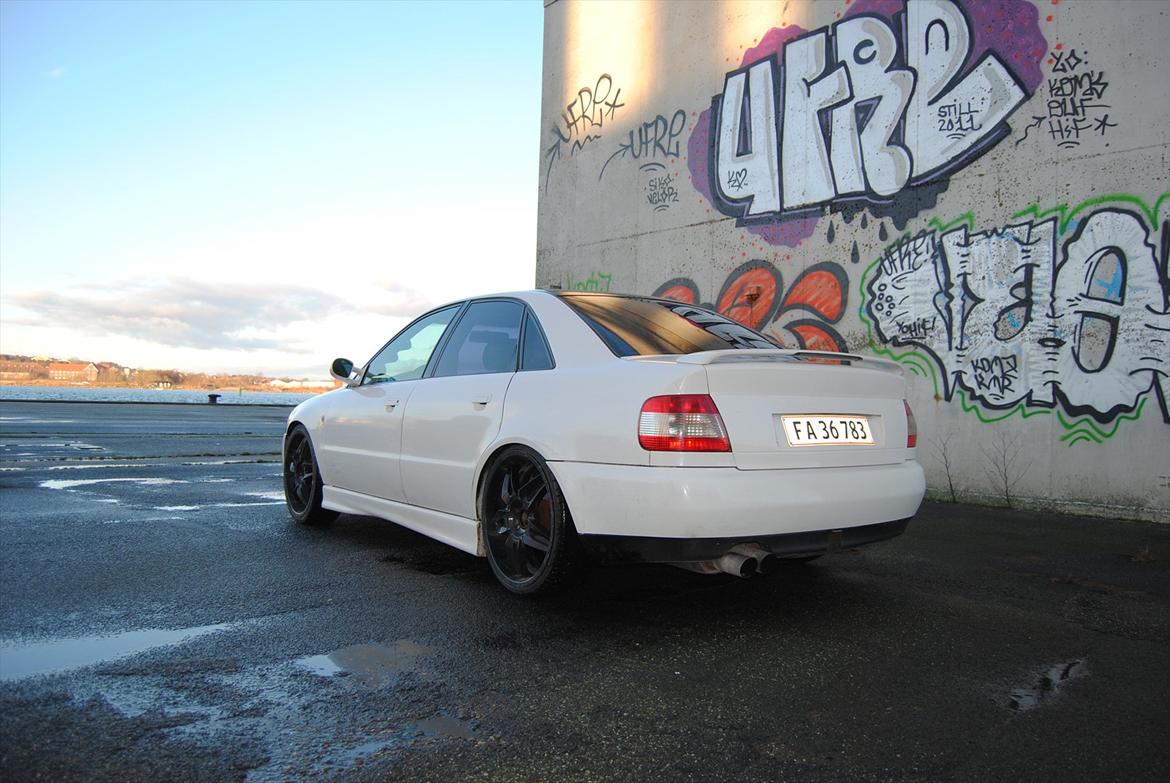 Audi  A4 20 VT billede 8
