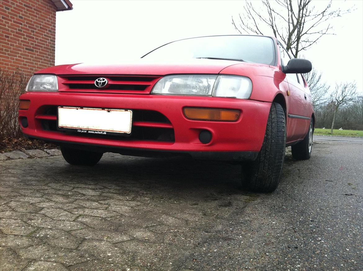 Toyota Corolla 1.3i 16v SOLGT billede 3