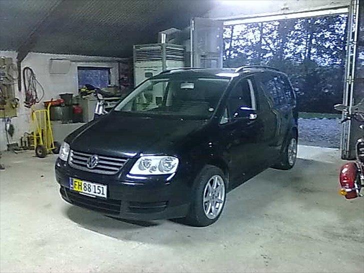 VW Touran 105 hk billede 2