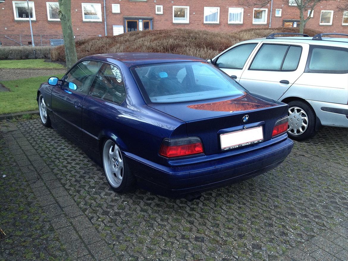 BMW E36 325 Coupé - - Lige et billede med de nye baglygter og sommerhjulene ;) billede 18