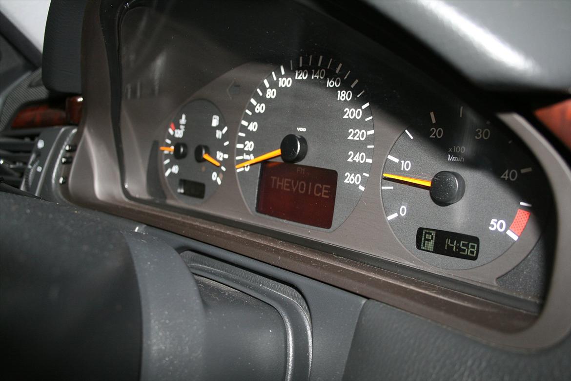 Mercedes Benz E 270 CDI W210 billede 14