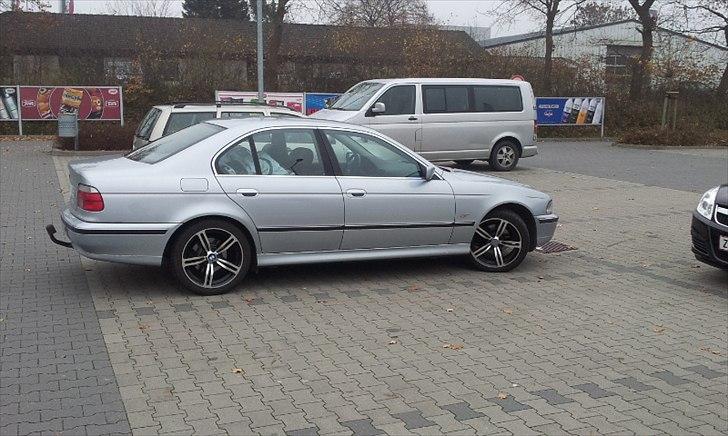 BMW E39 523 SOLGT billede 6