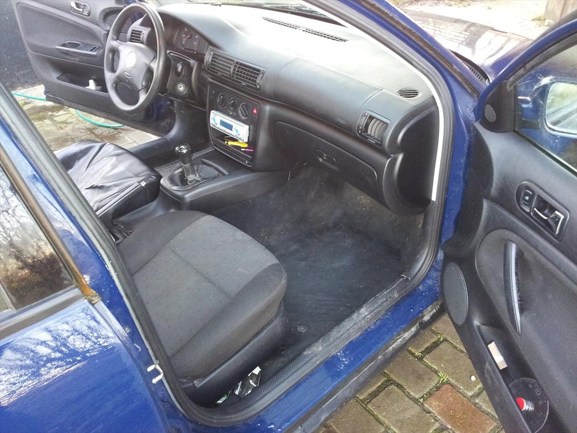 VW Passat Limousine [SOLGT] billede 7