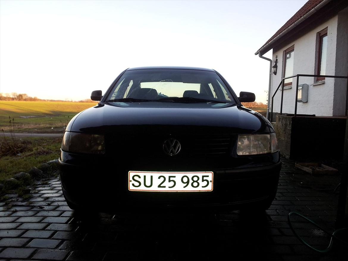 VW Passat Limousine [SOLGT] billede 10