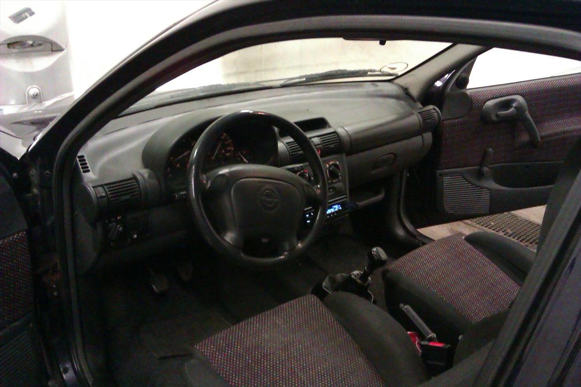 Opel corsa b 1,4 16v sport billede 17