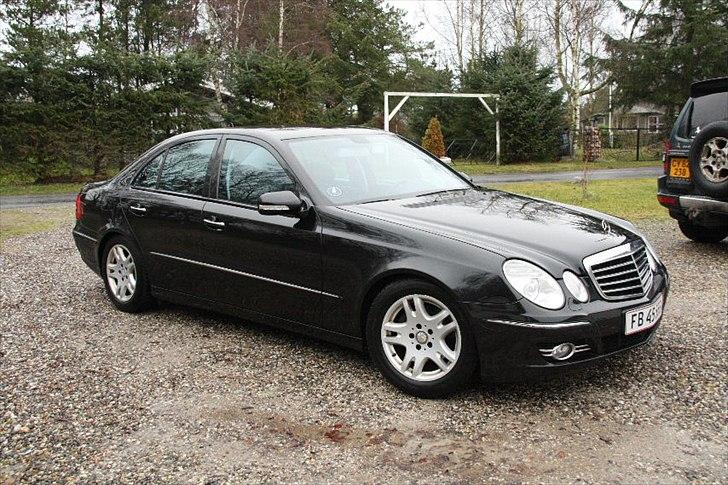 Mercedes Benz E 320 CDi Avantgarde billede 2