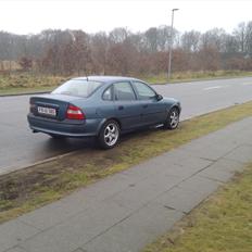 Opel Vectra B 1.8i 16v