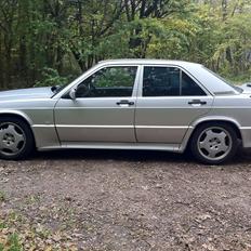 Mercedes Benz 190E