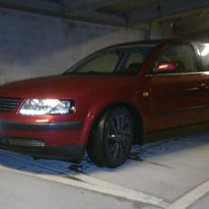 VW Passat 1,8T Limousine ..... Solgt.......