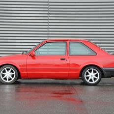 Ford Escort 1.6 Savoy ALB [ Totalskadet ]