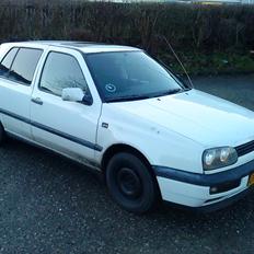 VW Golf 3 TD solgt