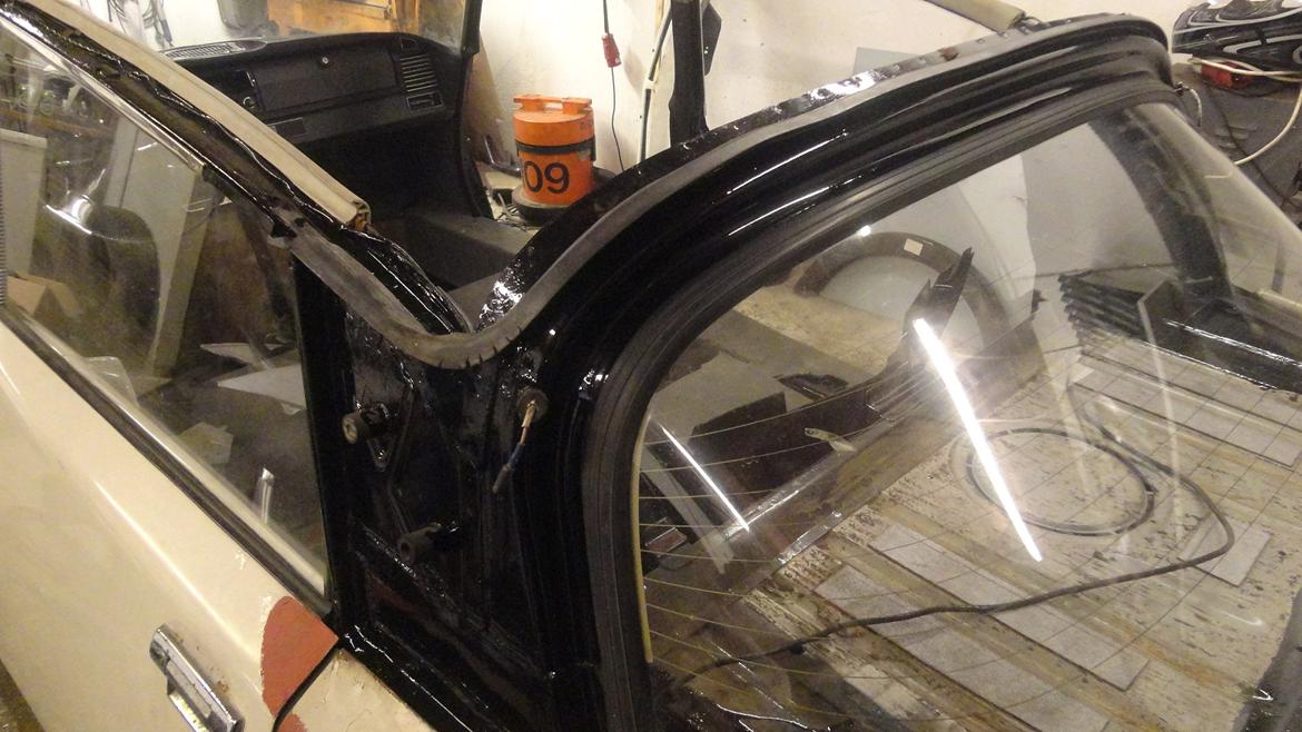 Citroën ds 20 - taget er skruet på, og er af glasfiber. billede 2