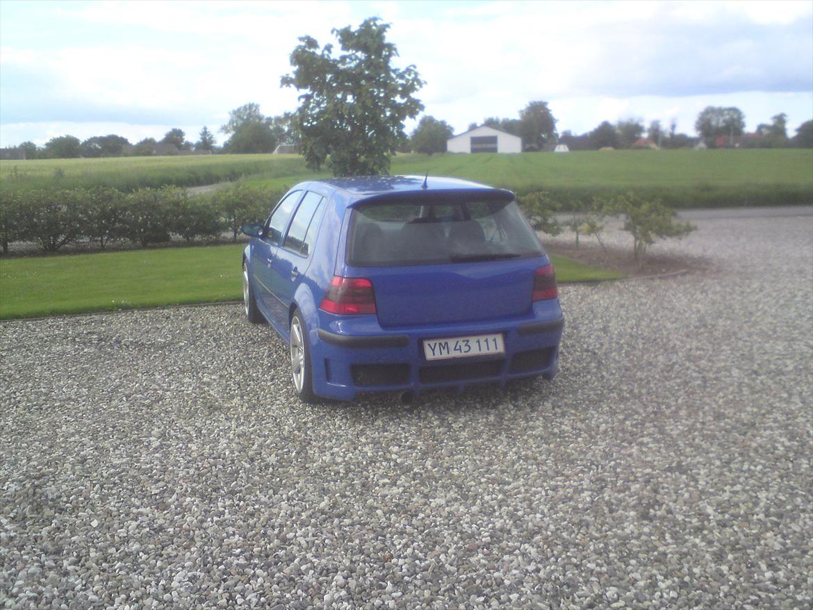 VW Golf 4 - Som den så ud til sidst ingen jeg solgte den :) billede 9