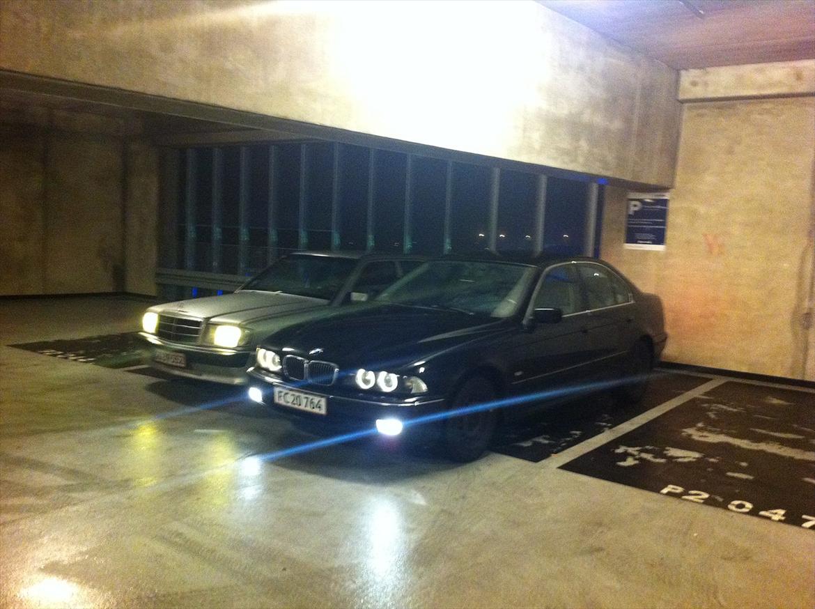 BMW 523i - Her ses den med min anden bil. billede 20