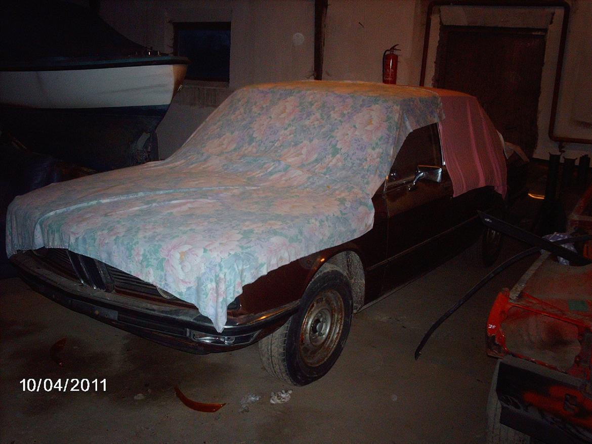 BMW E12 535i - bmw`en er i venter hi ;) billede 13