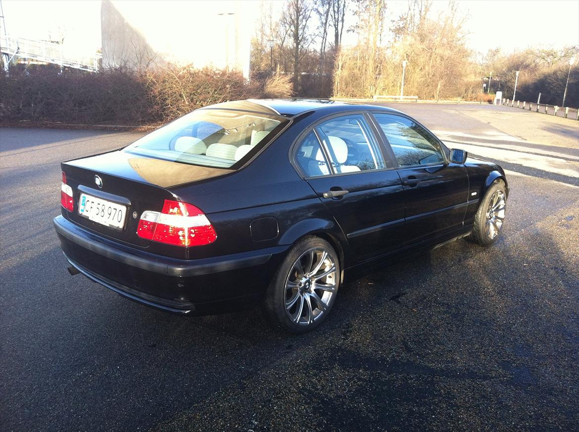 BMW 318I e46 billede 8