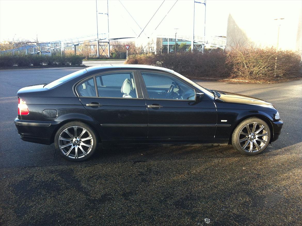 BMW 318I e46 billede 13