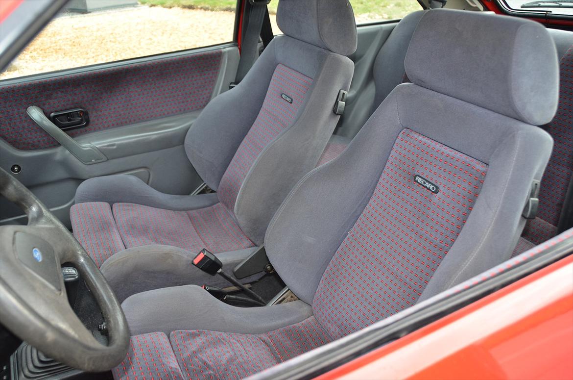 Ford Escort 1.6 Savoy ALB [ Totalskadet ] billede 11