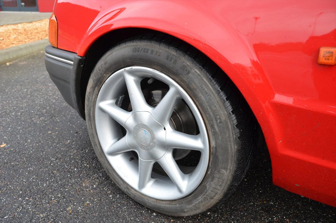 Ford Escort 1.6 Savoy ALB [ Totalskadet ] billede 14