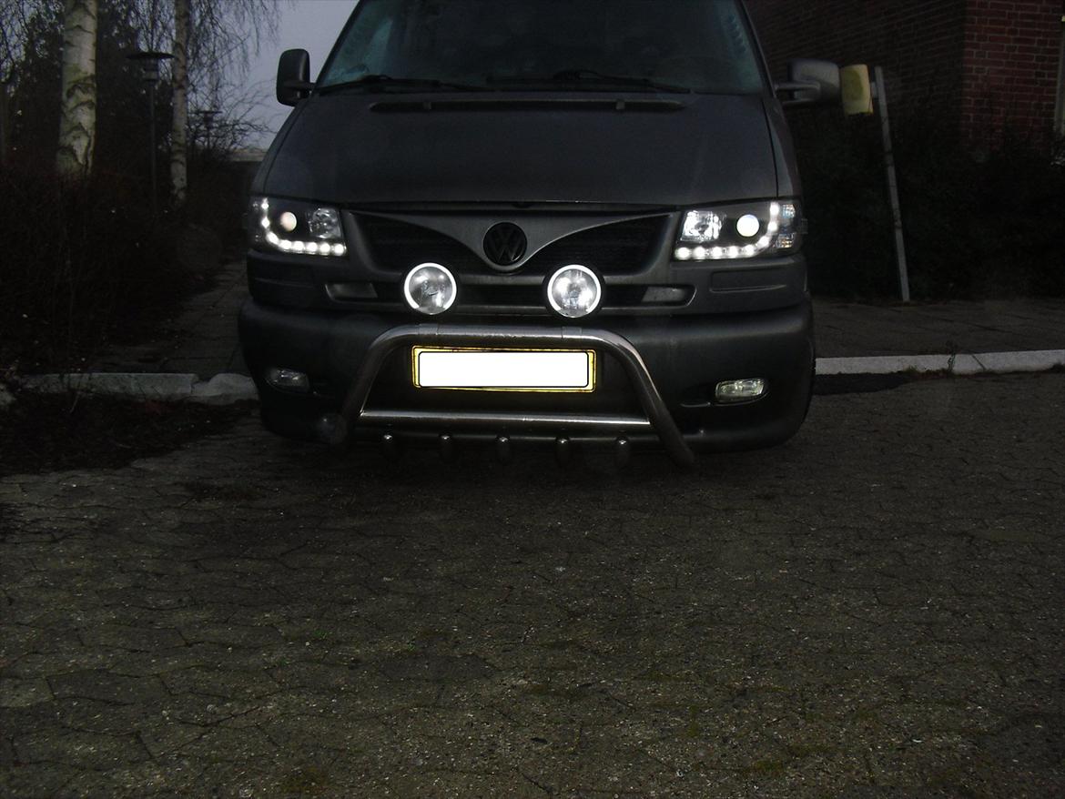 VW Caravelle billede 2