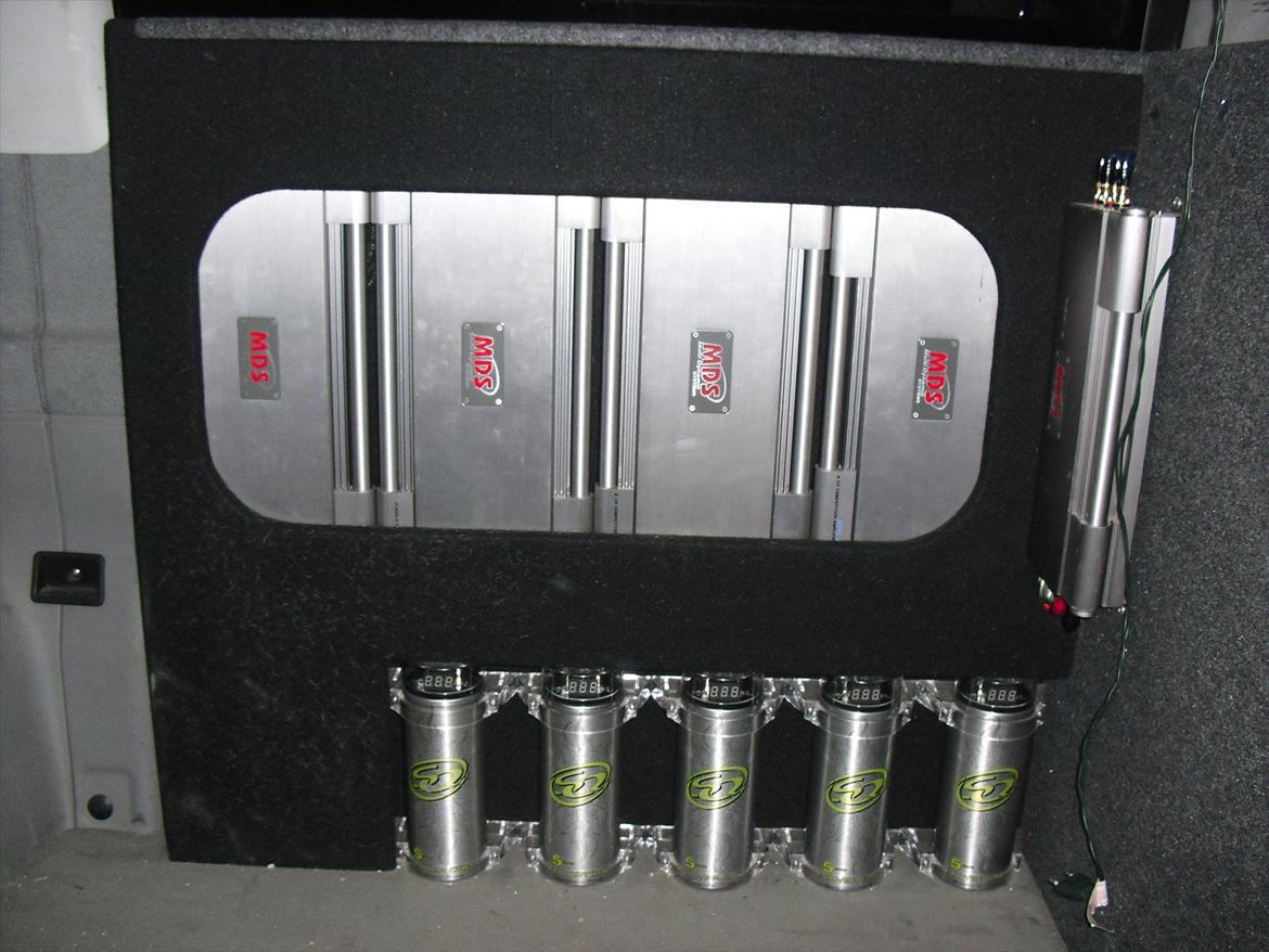 VW Caravelle - 5 Stk Mds Forstærkere

5 Stk kondensator billede 12