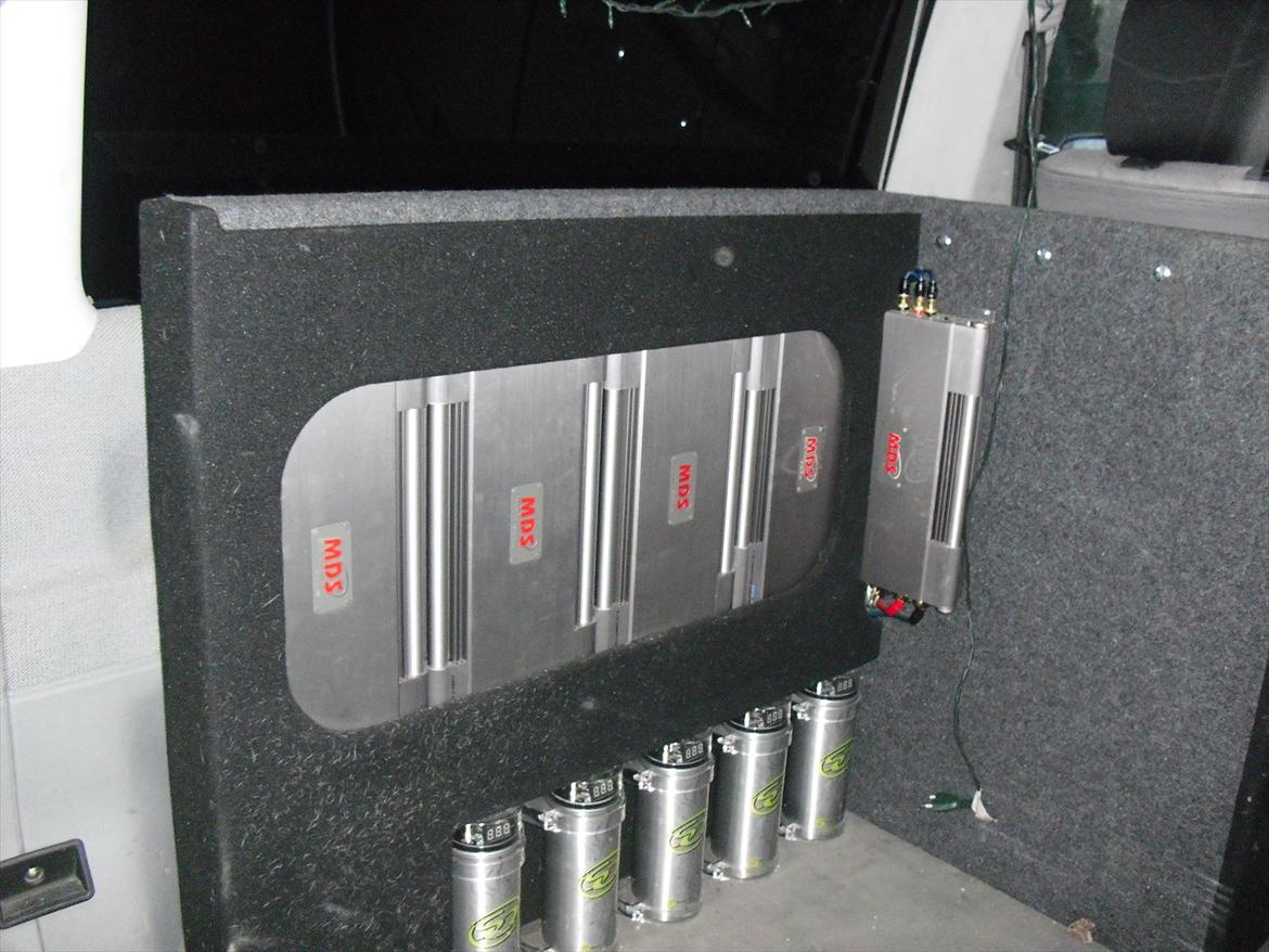 VW Caravelle billede 13