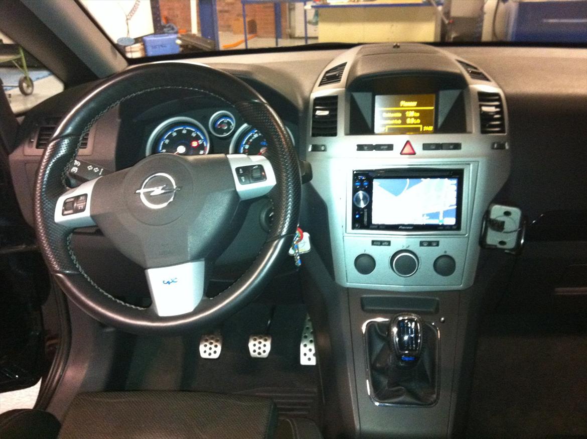 Opel Zafira OPC billede 6