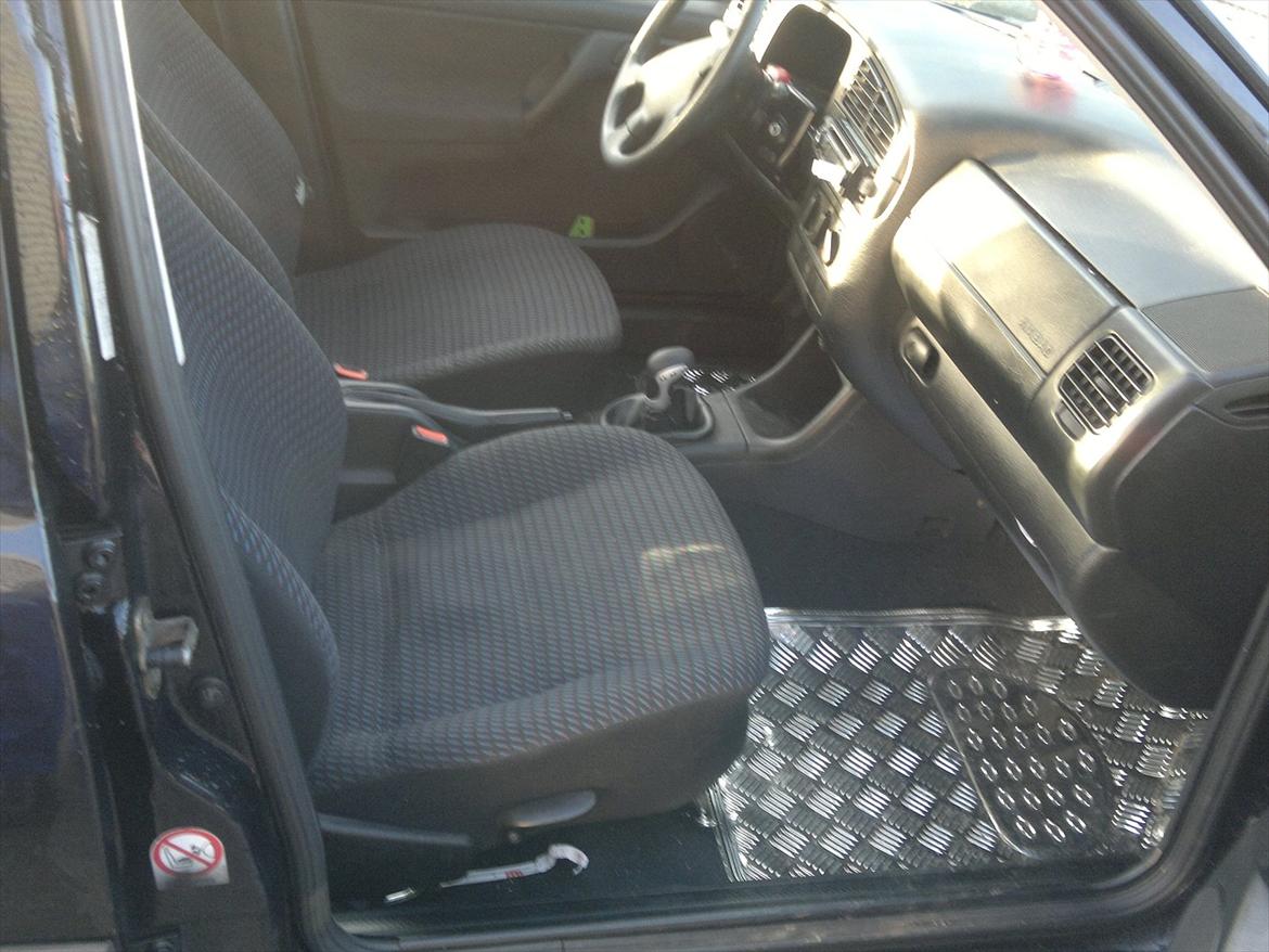 VW Vento (Solgt) billede 16