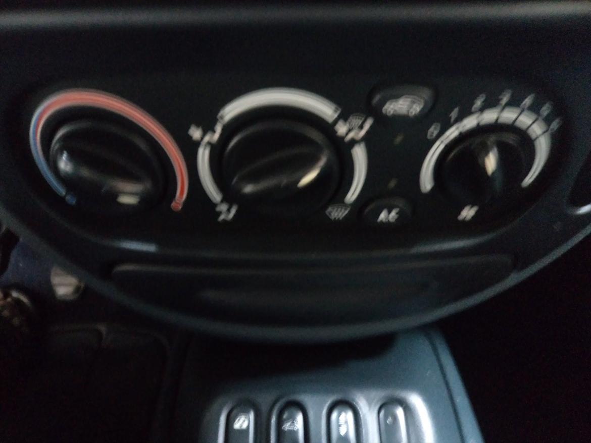 Renault Megane 2,0 16v (Williams) SOLGT billede 12