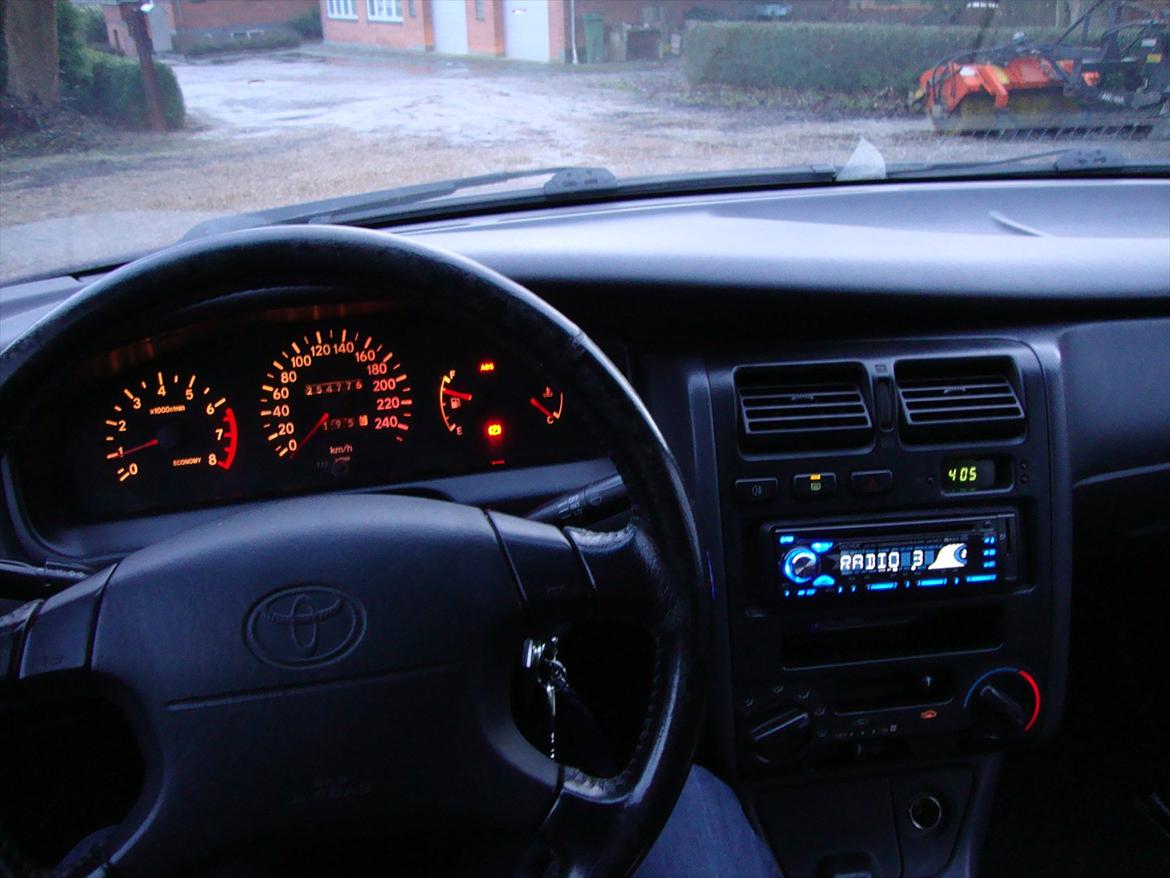 Toyota Carina E 20V Silvertop billede 15