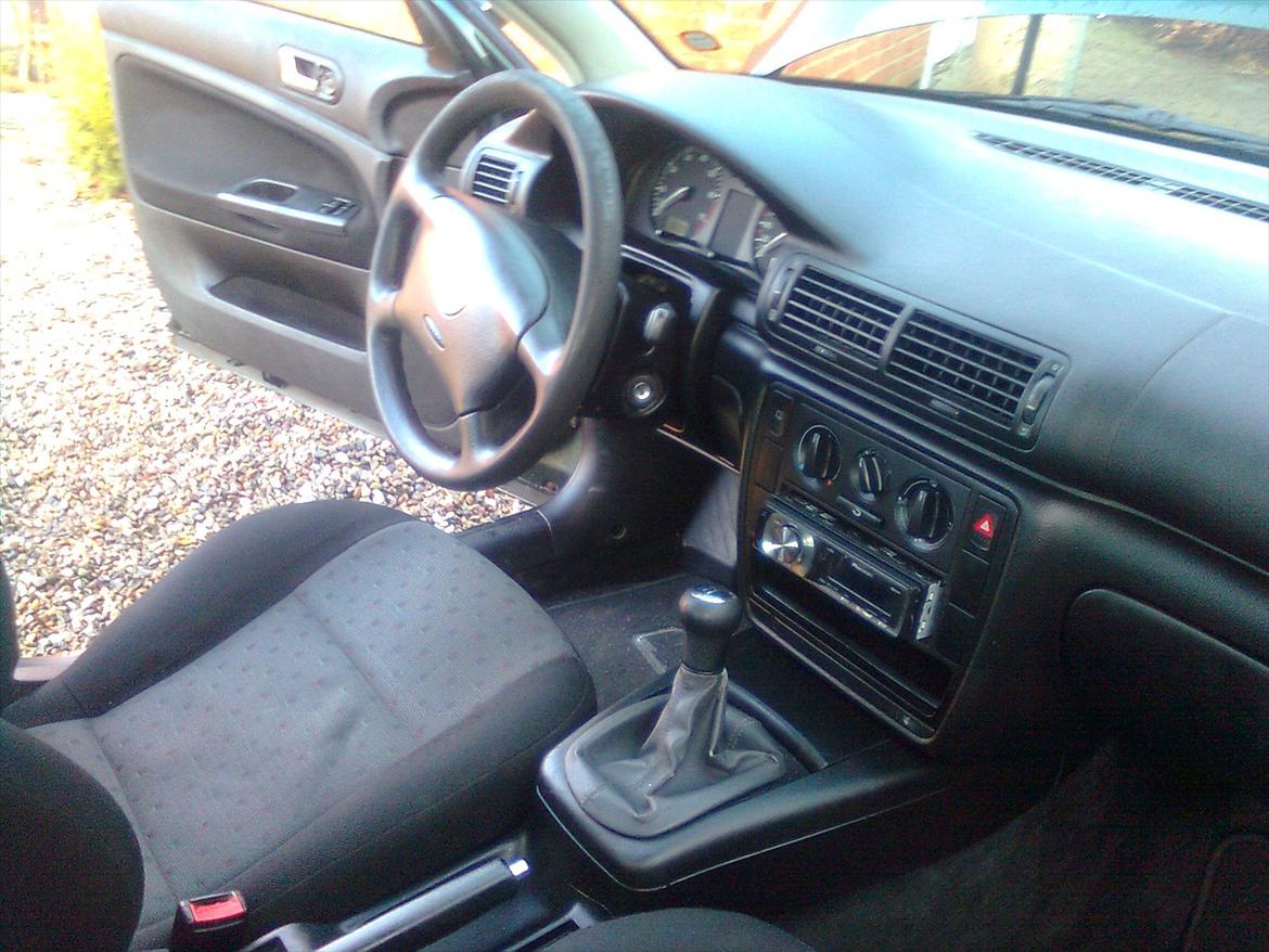 VW Passat 1.8 Limousine Solgt billede 6