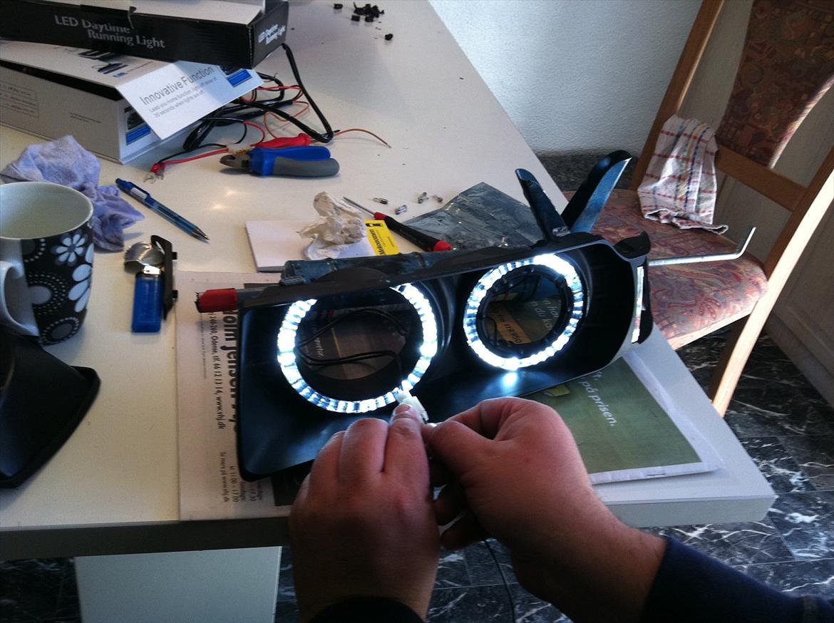 BMW E36 325I - mig og hr greve fixer engeleyes.. billede 20