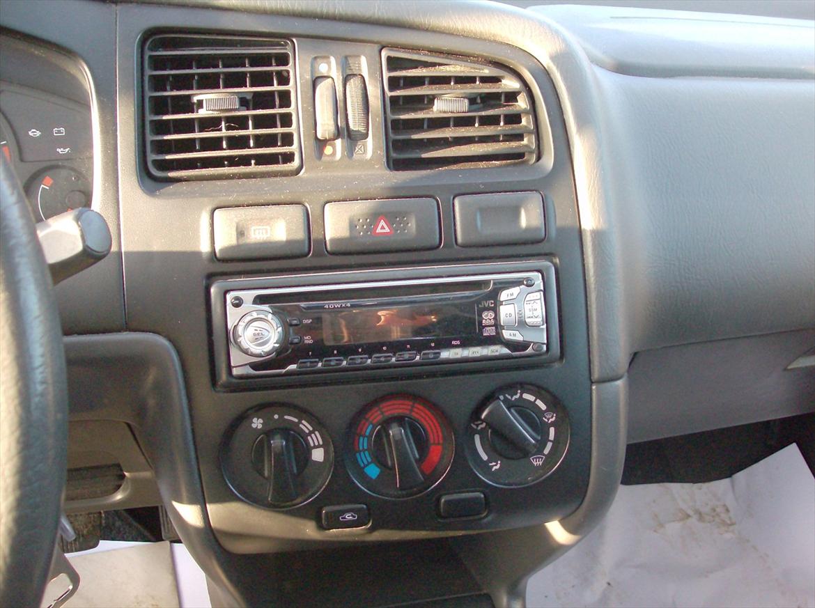 Nissan Primera solgt  billede 8